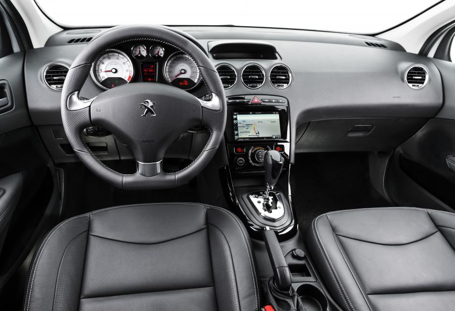 Peugeot 408 (SA) 2015 года  (фото 13 из 14)